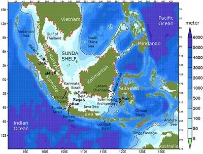 The Spatial and Temporal Variability of Air-Sea CO2 Fluxes and the Effect of Net Coral Reef Calcification in the Indonesian Seas: A Numerical Sensitivity Study